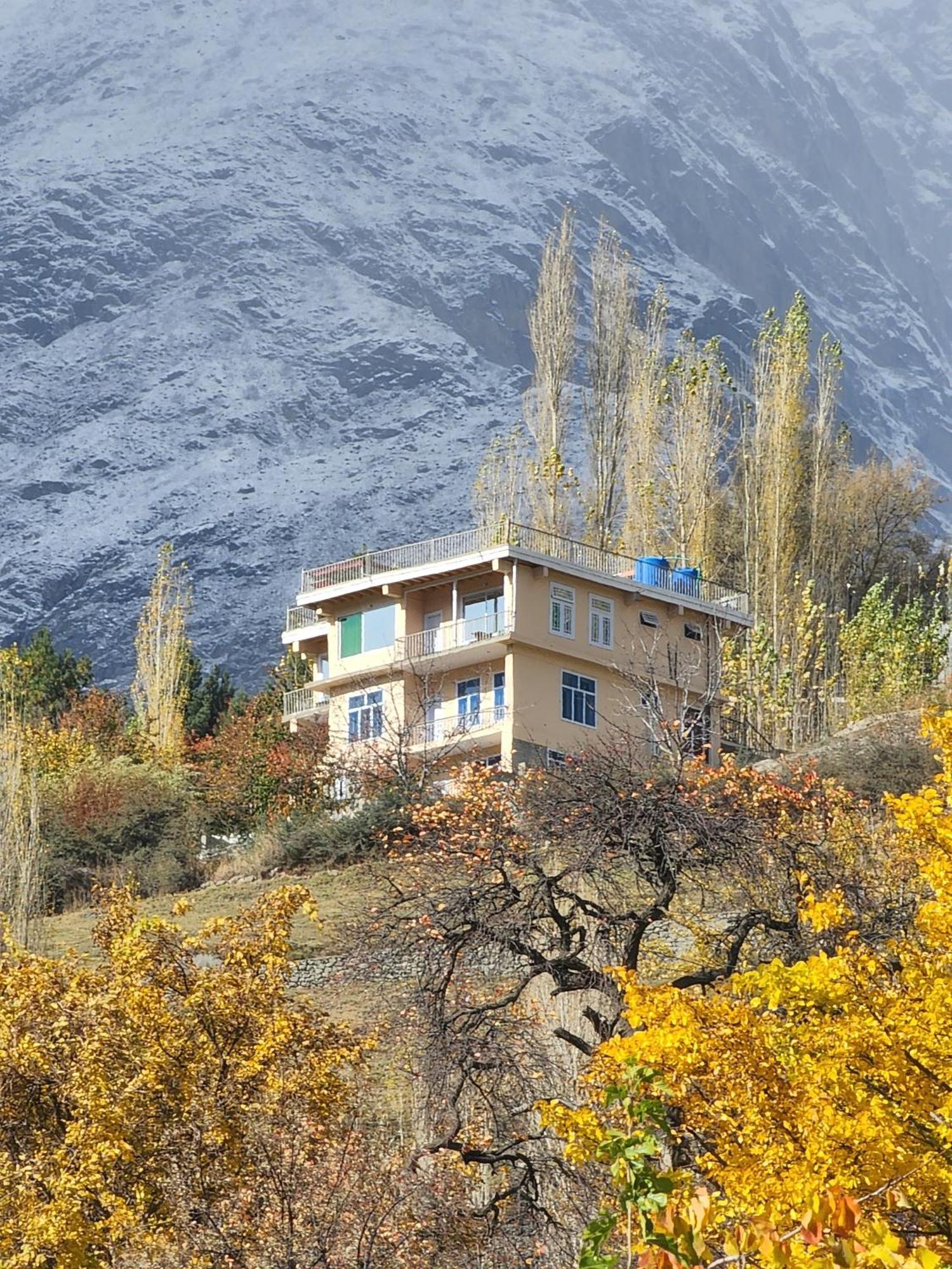 מלון Karimabad  Hunza Lounge מראה חיצוני תמונה